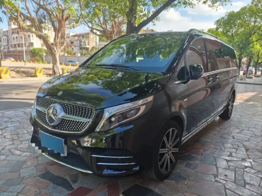 2021 Mercedes-Benz V Class 2.0T 211HP L4 9AT