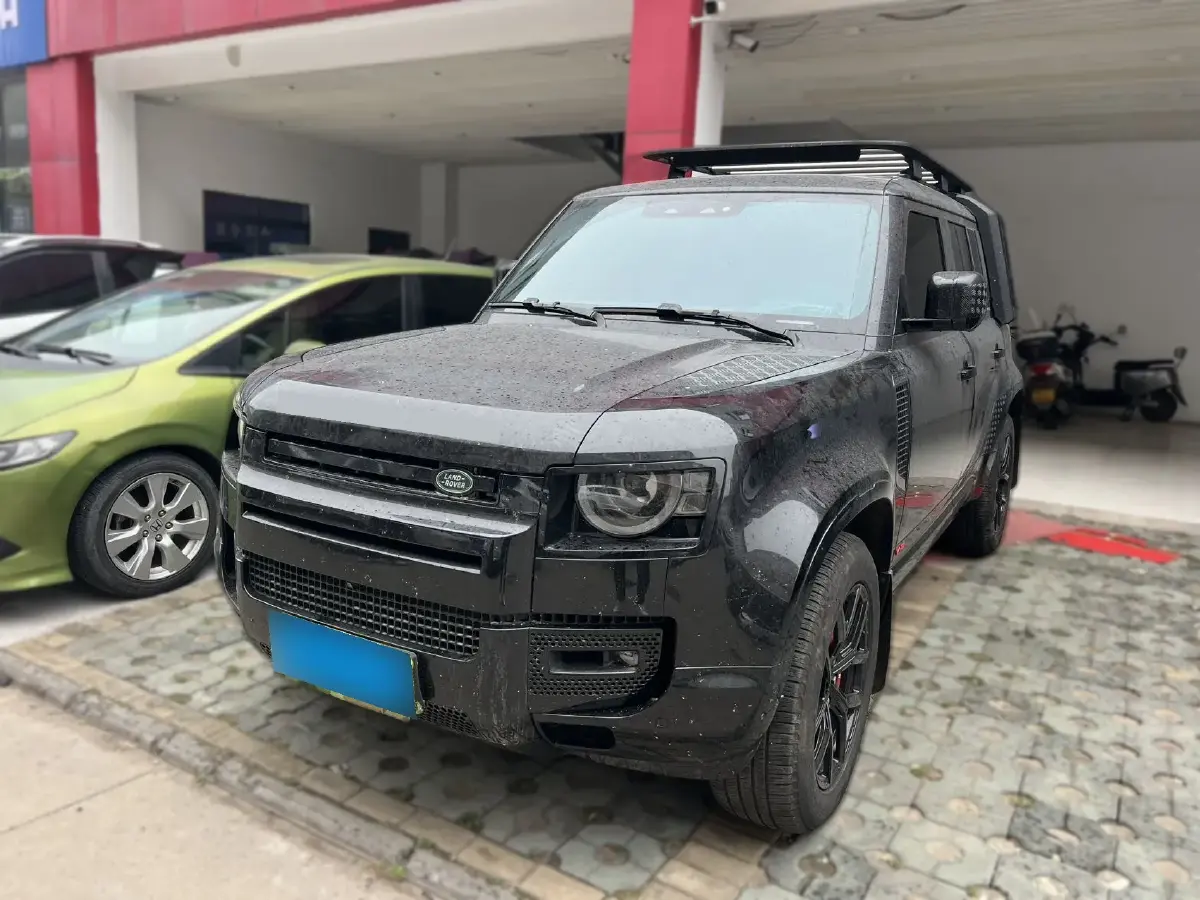 2024 Land Rover Defender 3.0T 400HP L6 8AT