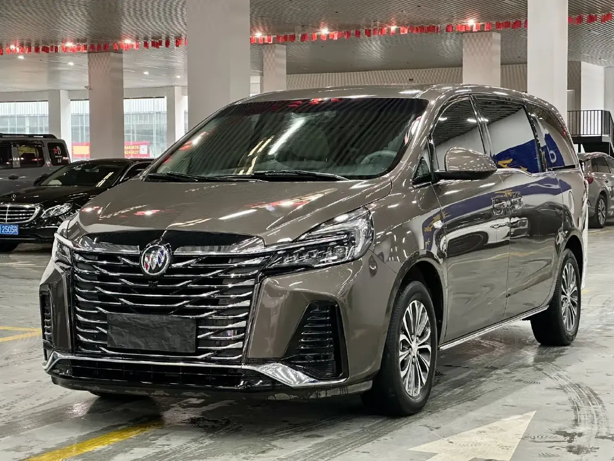 2023 Buick GL8 2.0T 237HP L4 9AT