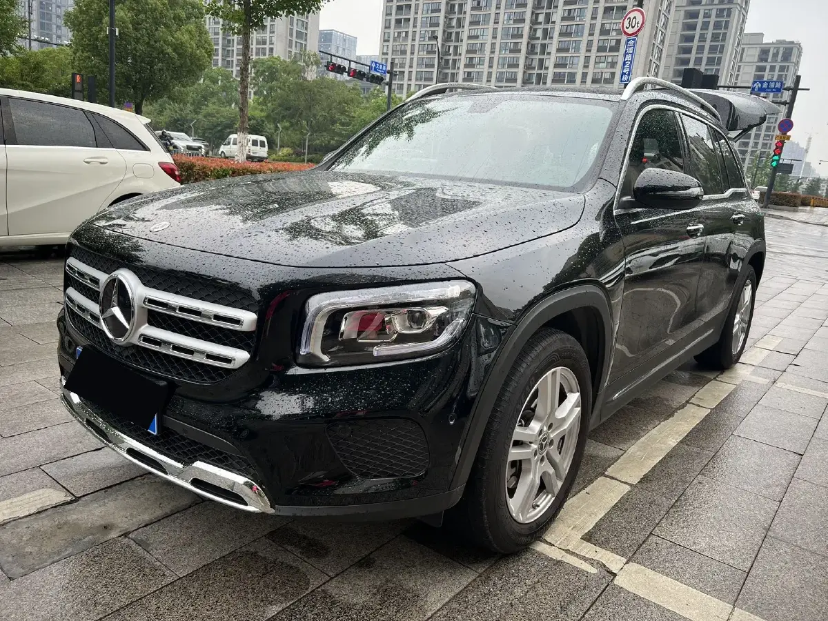 2023 Mercedes-Benz GLB Class 2.0T 190HP L4 8DCT
