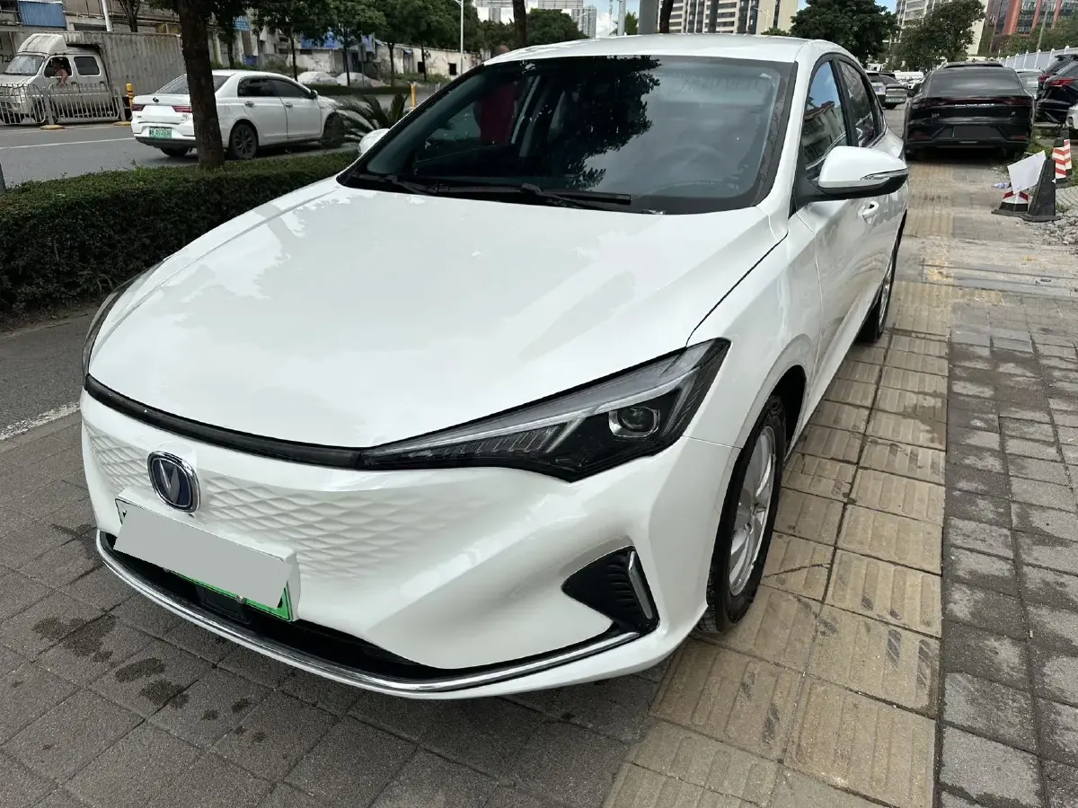 2022 ChangAn Eado BEV 47.78KWH