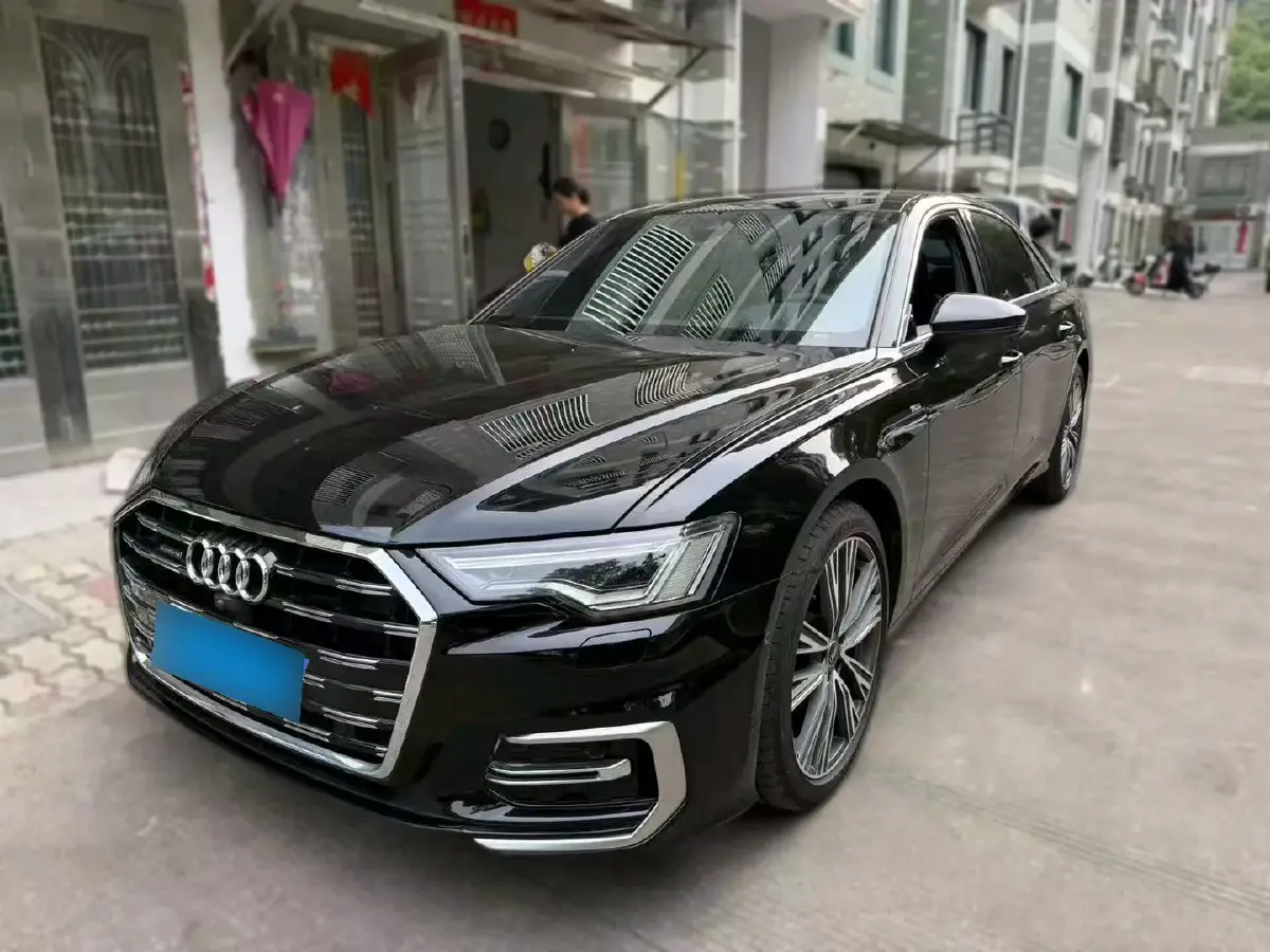 2024 Audi A6L 2.0T 245HP L4 7DCT
