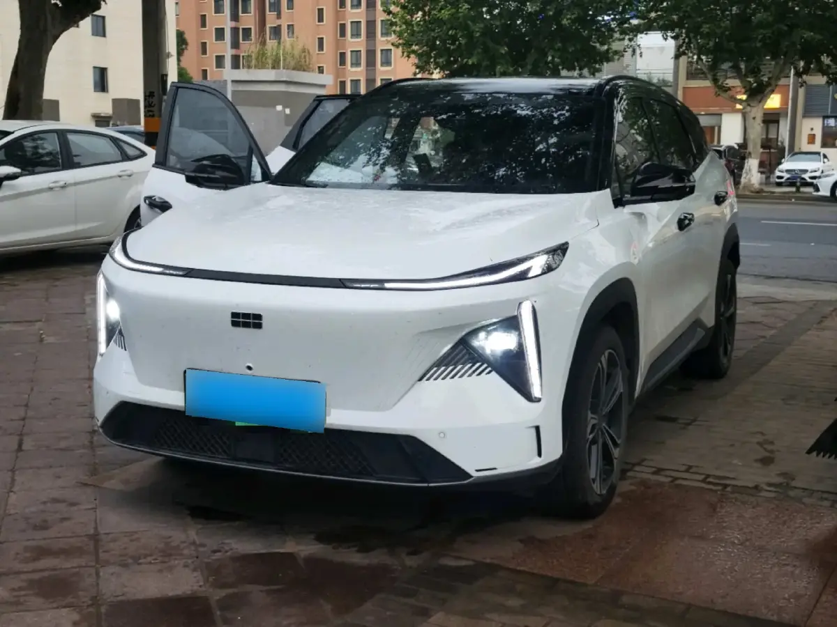 2024 Geely Galaxy L7 1.5T 163HP L4 3DHT PHEV 18.7KWH