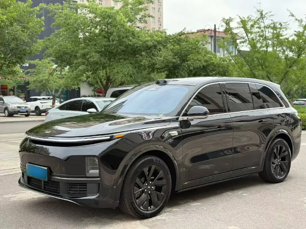 2023 Li L8 Range Extended 154HP REEV 40.9KWH