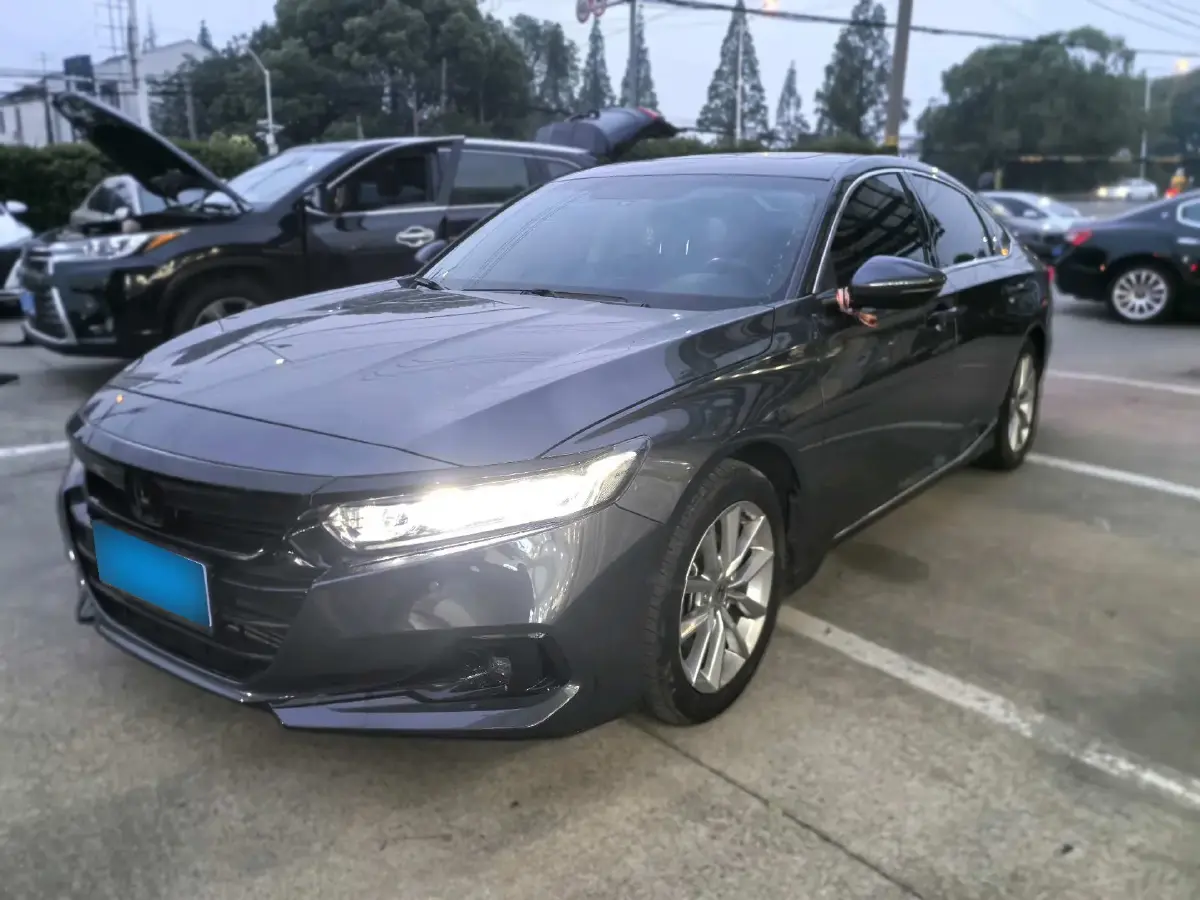 2022 Honda Accord 1.5T 194HP L4 CVT