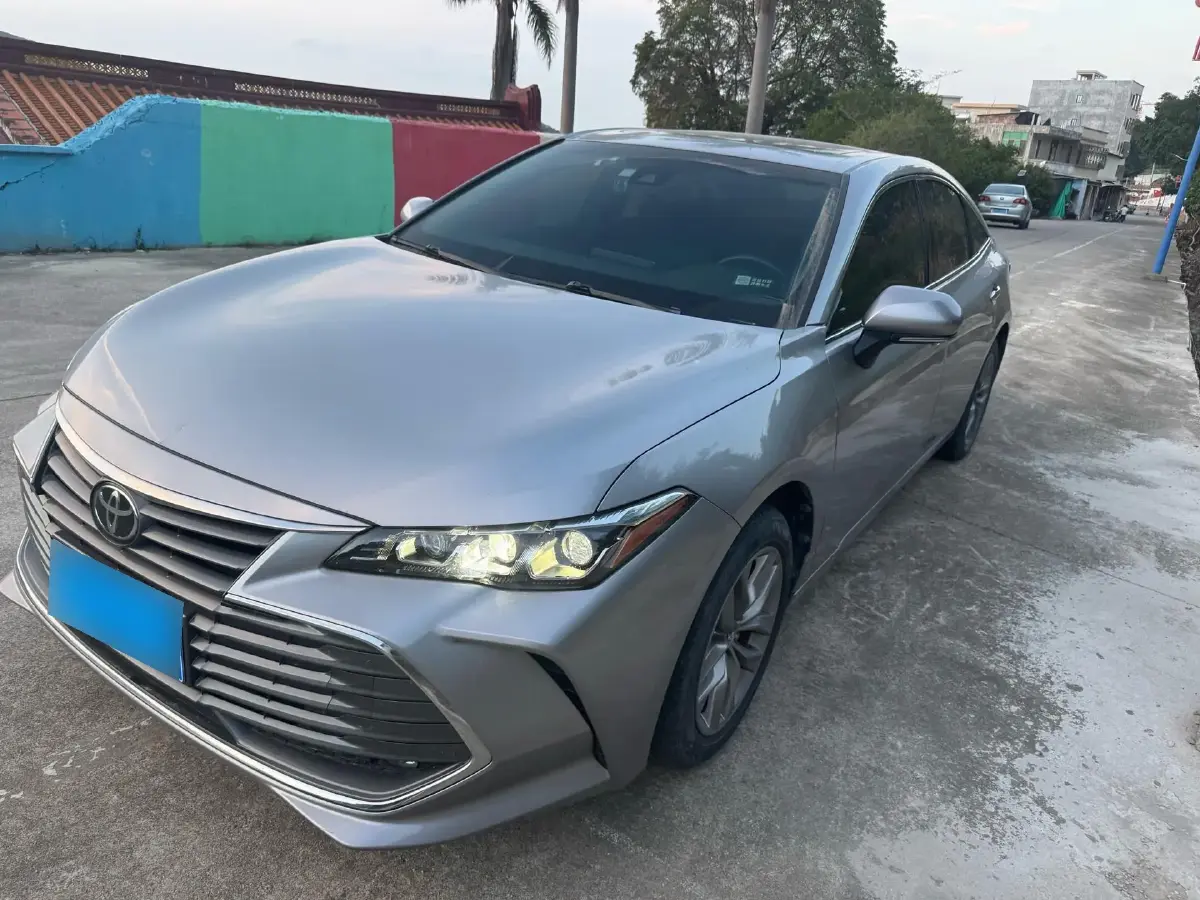 2019 Toyota Avalon 2.0L 178HP L4 CVT