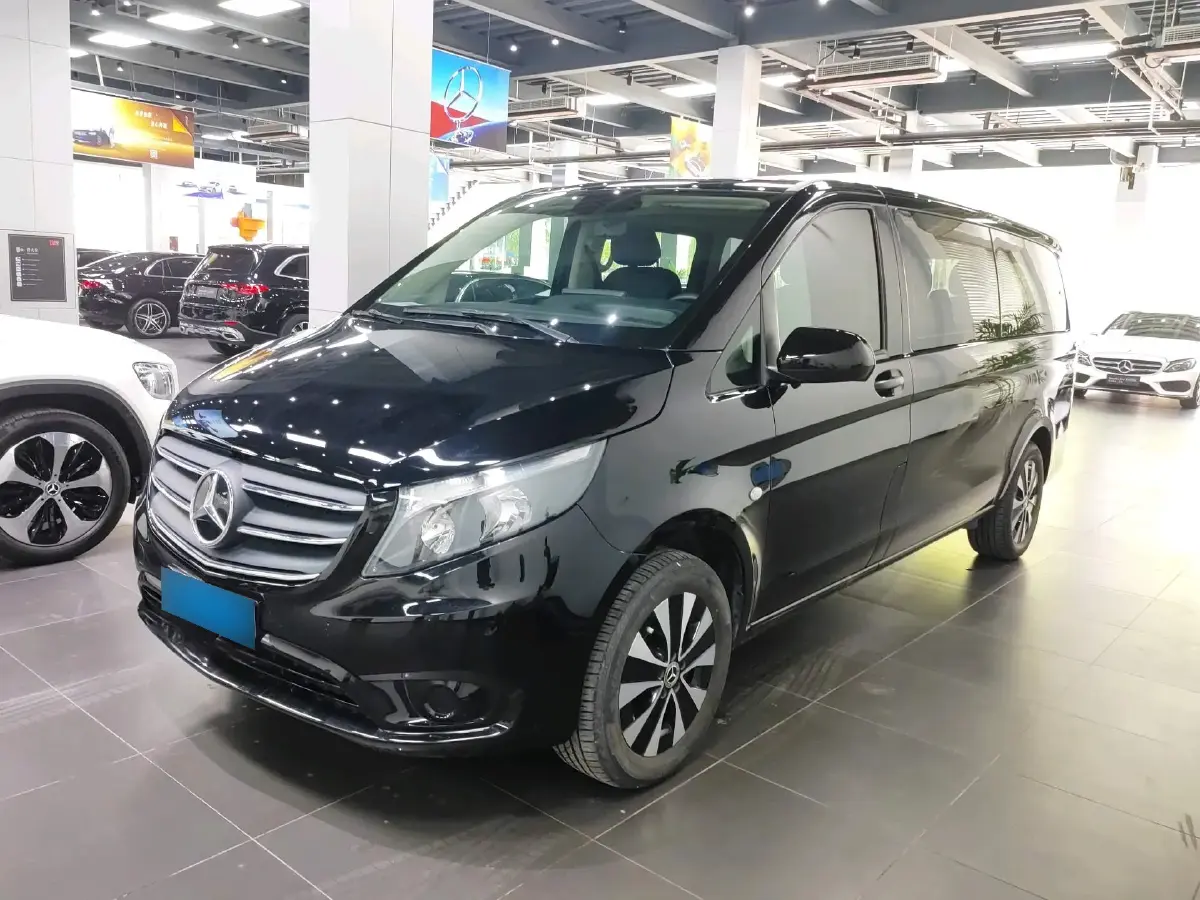 2021 Mercedes-Benz Vito 2.0T 211HP L4 9AT