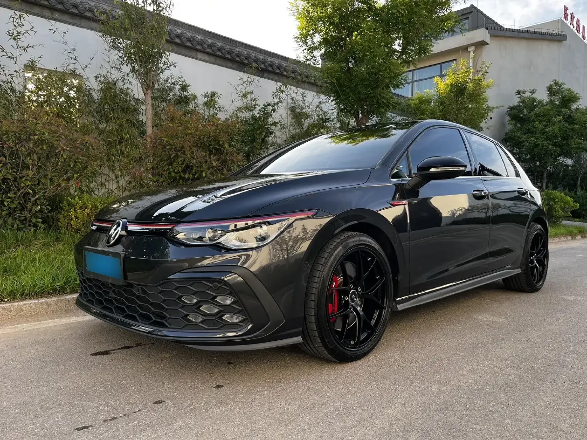 2021 Volkswagen GolfGTI 2.0T 220HP L4 7DCT