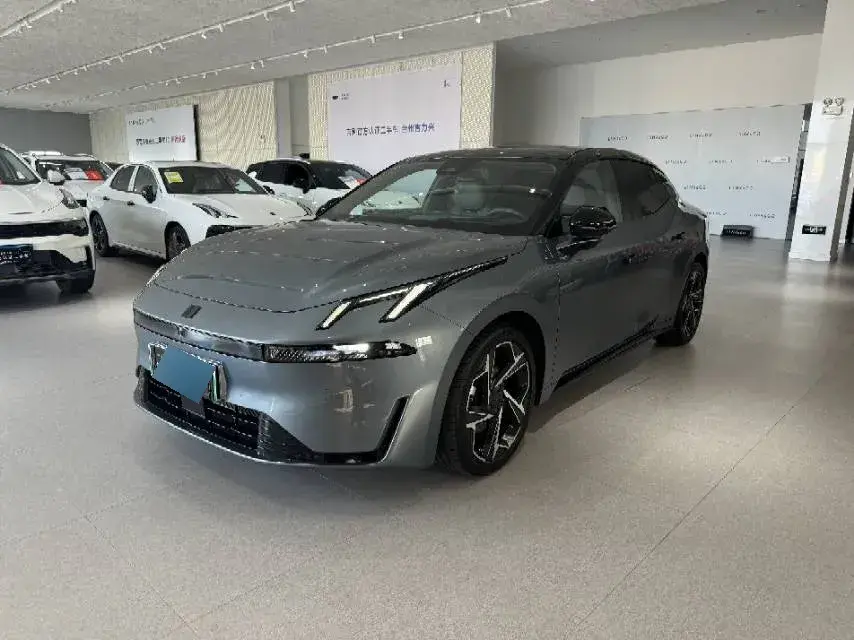 2024 LYNK&CO 07 EM-P 1.5T 163HP L4 3DHT PHEV 18.99KWH