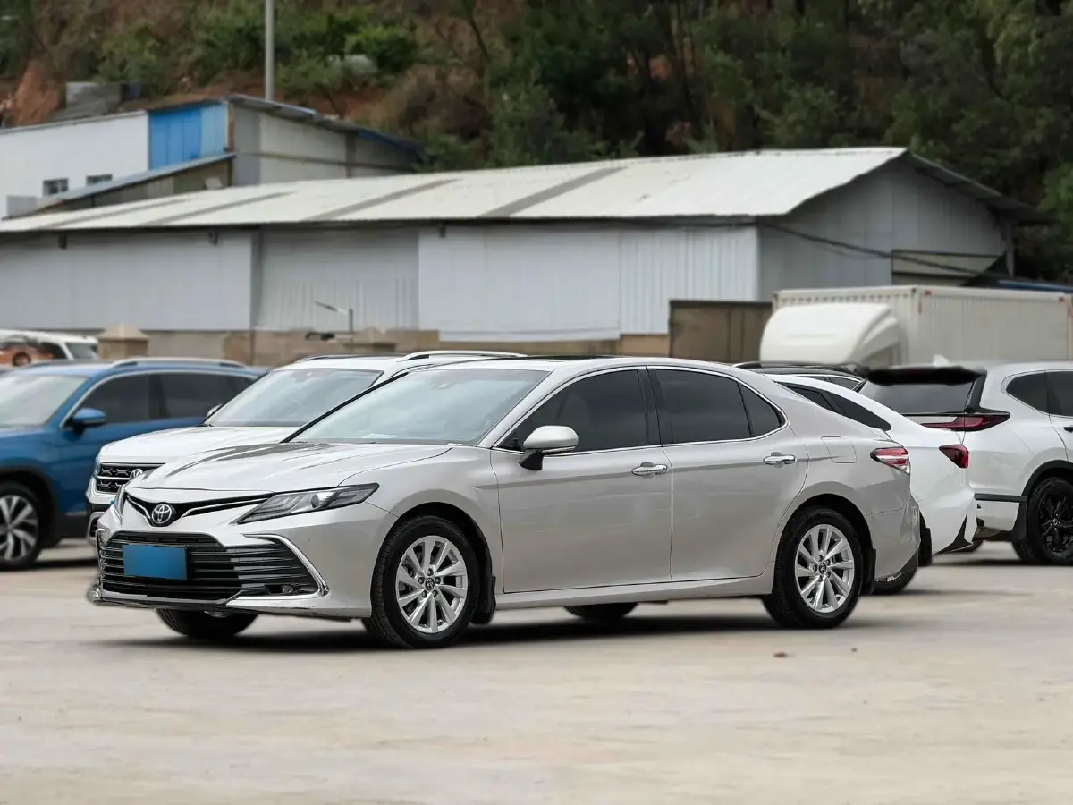 2021 Toyota Camry 2.0L 178HP L4 CVT