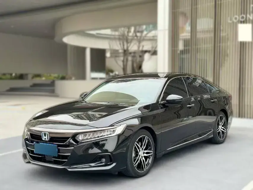 2022 Honda Accord 2.0L 146HP L4 E-CVT Hybrid