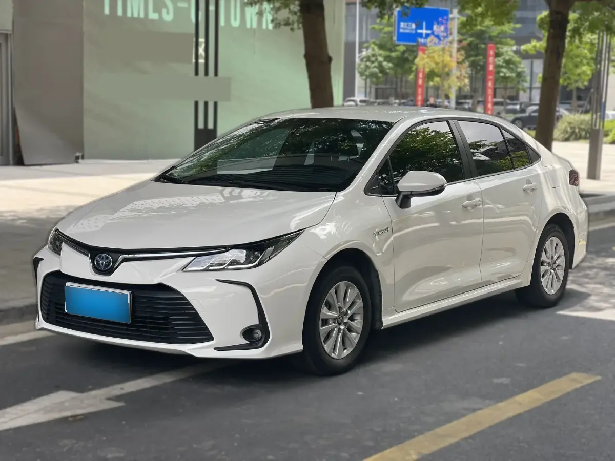 2022 Toyota Corolla 1.8L 98HP L4 E-CVT Hybrid