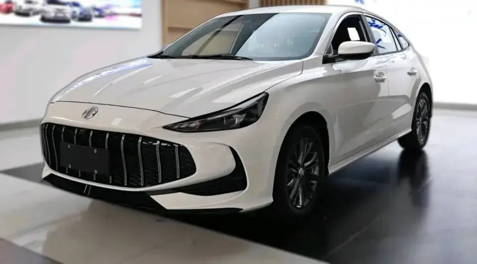 2025 MG 5 1.5L 129HP L4 CVT