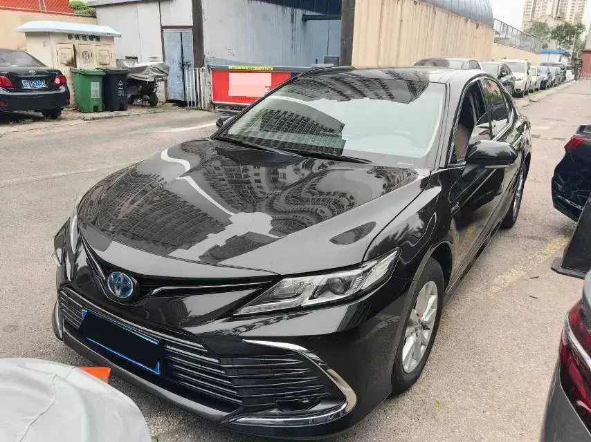 2023 Toyota Camry 2.5L 178HP L4 E-CVT Hybrid