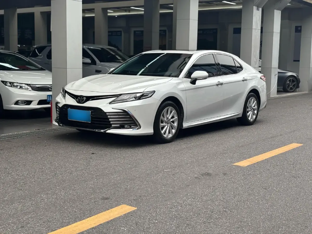 2023 Toyota Camry 2.0L 177HP L4 CVT