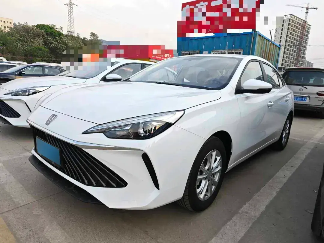 2023 Roewe i5 1.5L 129HP L4 CVT