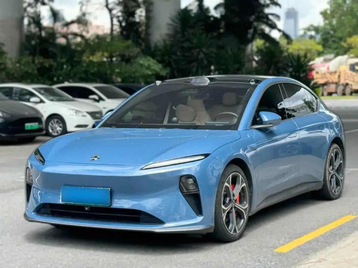 2022 NIO ET5 BEV 75KWH