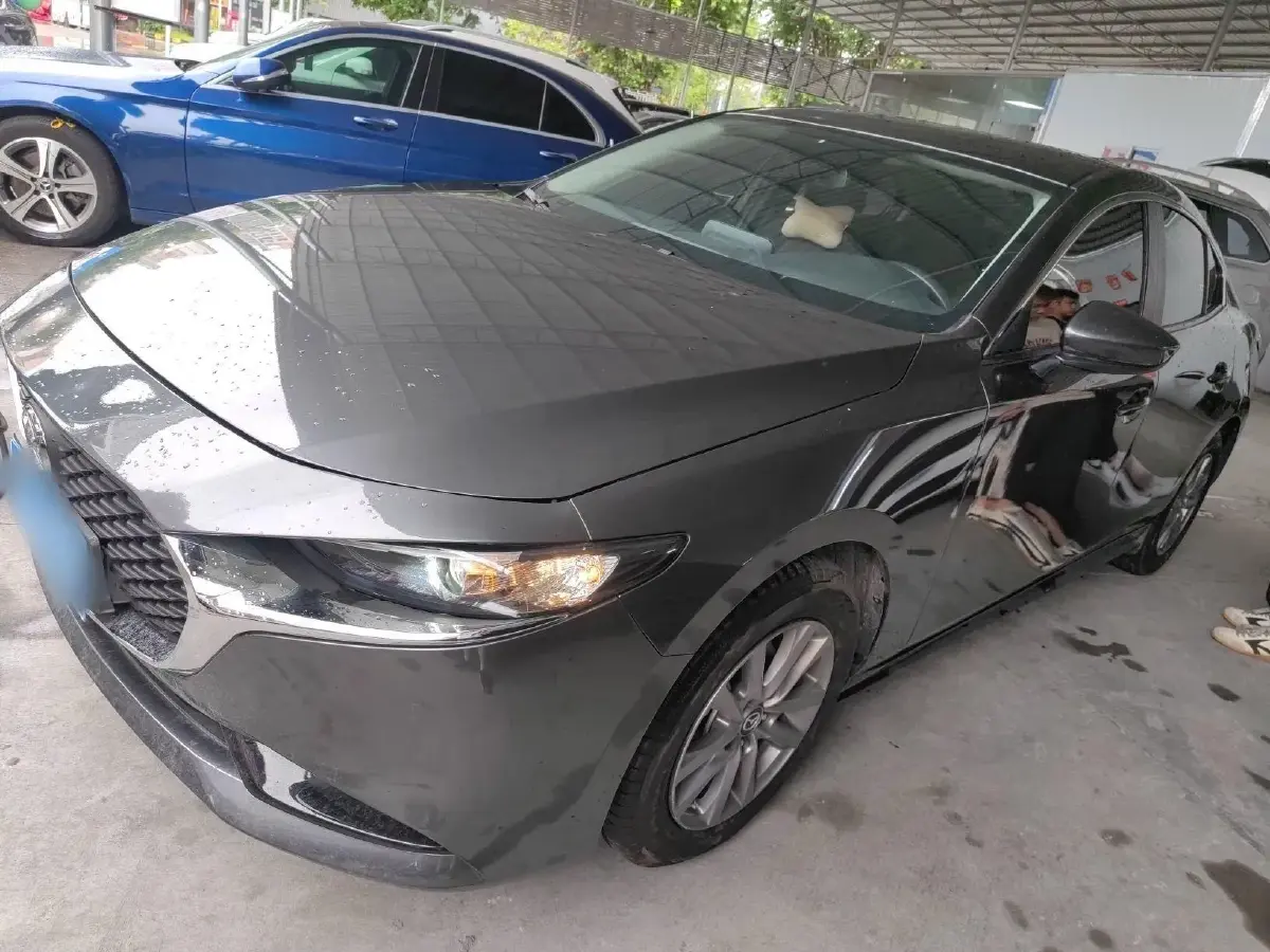 2022 Mazda 3 Axela 2.0L 158HP L4 6AT