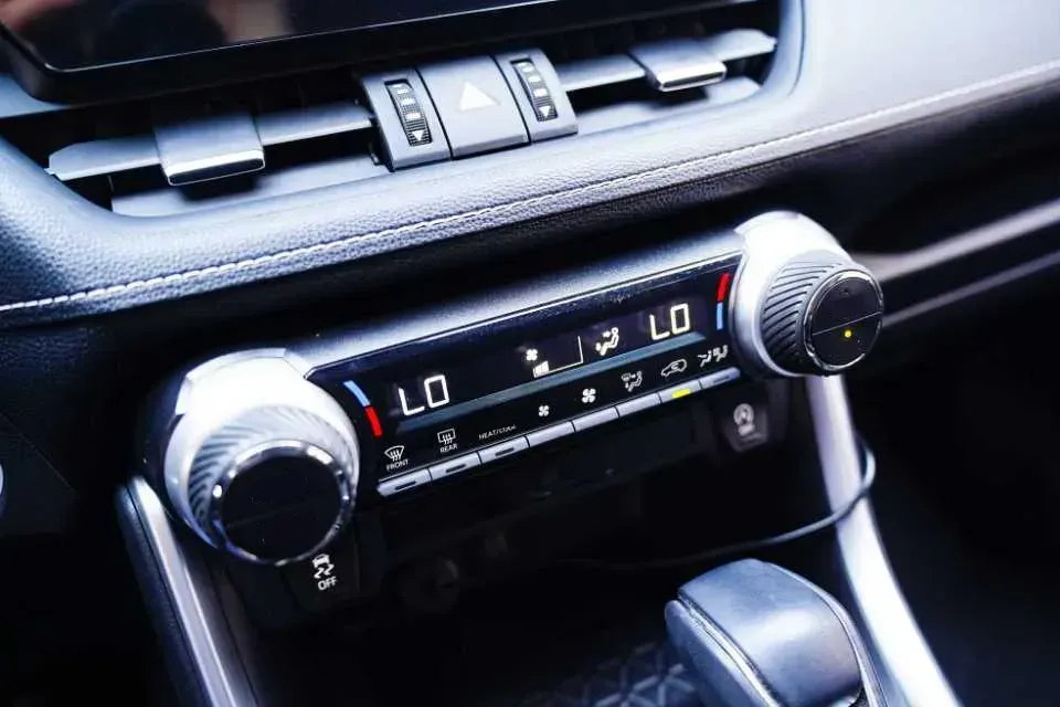 2023 Toyota Wildlander 2.0L 171HP L4 CVT,autocango,china used car exporter,china ev exporter,chinese used car exporter,chinese used ev exporter