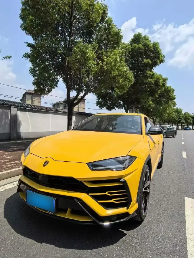 2018 Lamborghini Urus 4.0T 650HP V8 8AT