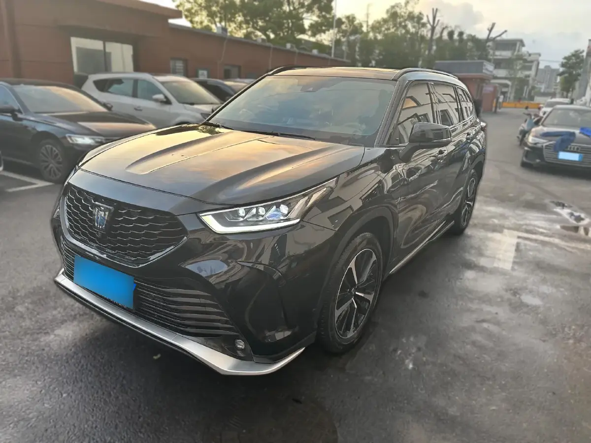 2023 Toyota Crown Kluger 2.5L 189HP L4 E-CVT Hybrid