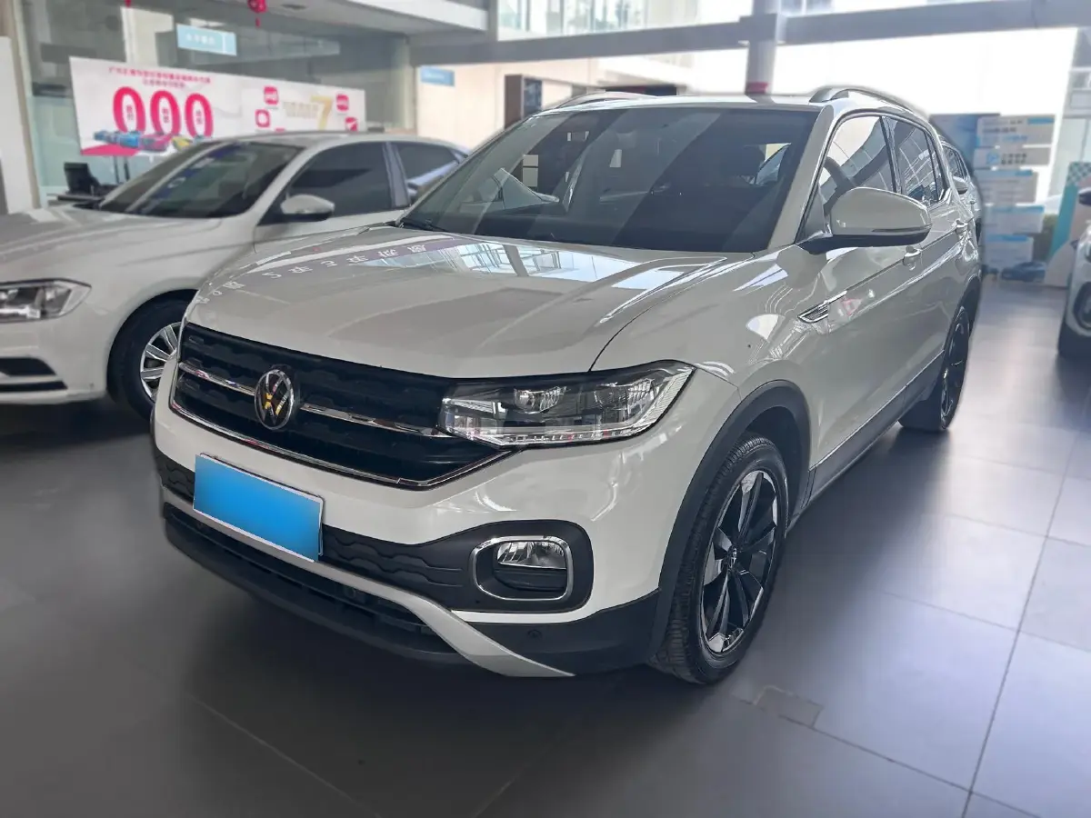 2021 Volkswagen Tacqua 1.2T 116HP L4 7DCT