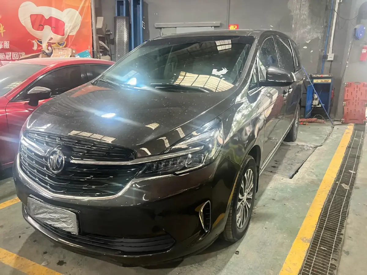 2022 Buick GL8 2.0T 237HP L4 9AT