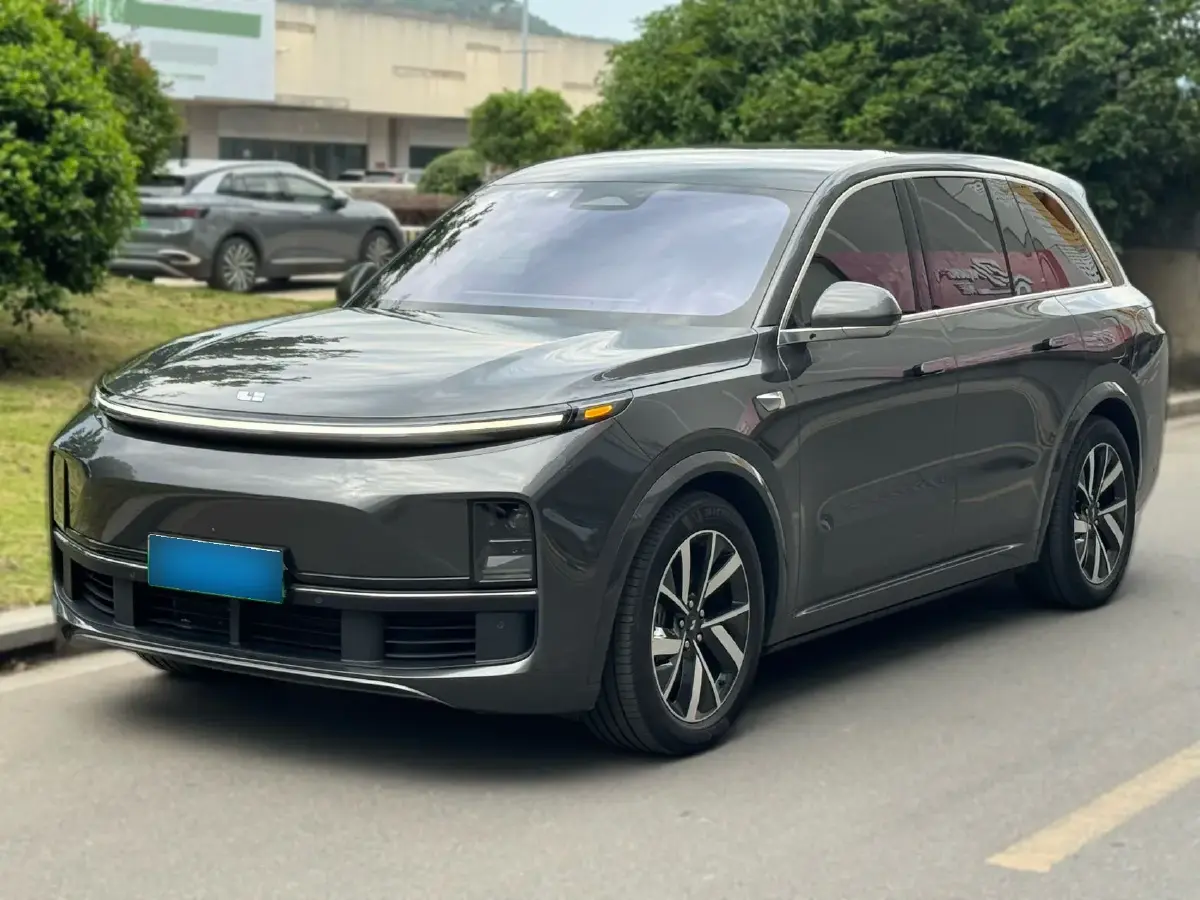 2023 Li L8 Range Extended 154HP REEV 40.9KWH