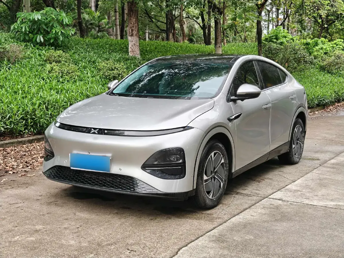 2023 Xpeng G6 BEV 66KWH