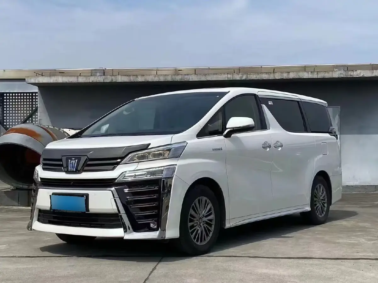 2024 Toyota Vellfire 2.5L 190HP L4 E-CVT Hybrid