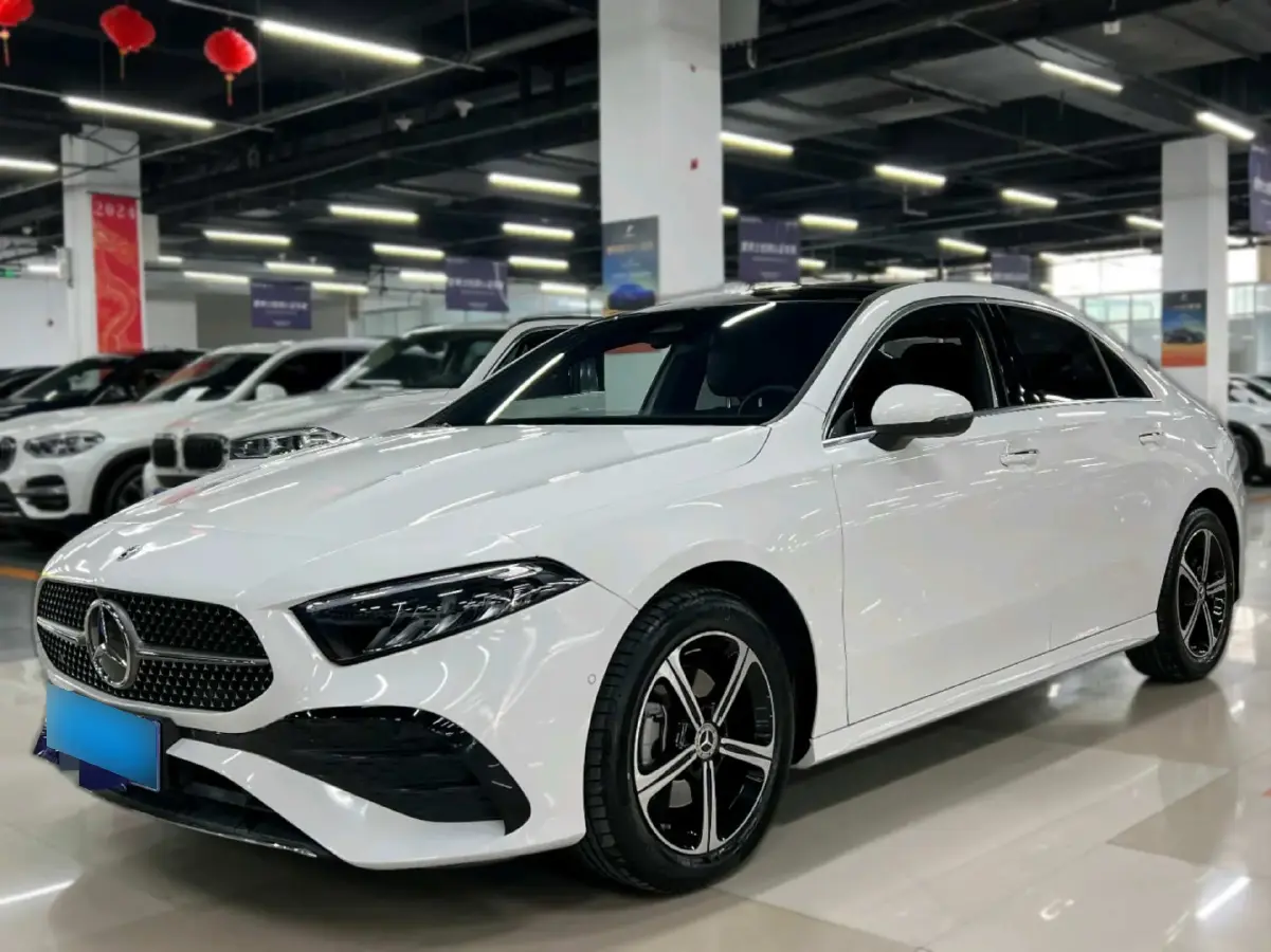 2023 Mercedes-Benz A Class 1.3T 163HP L4 7DCT