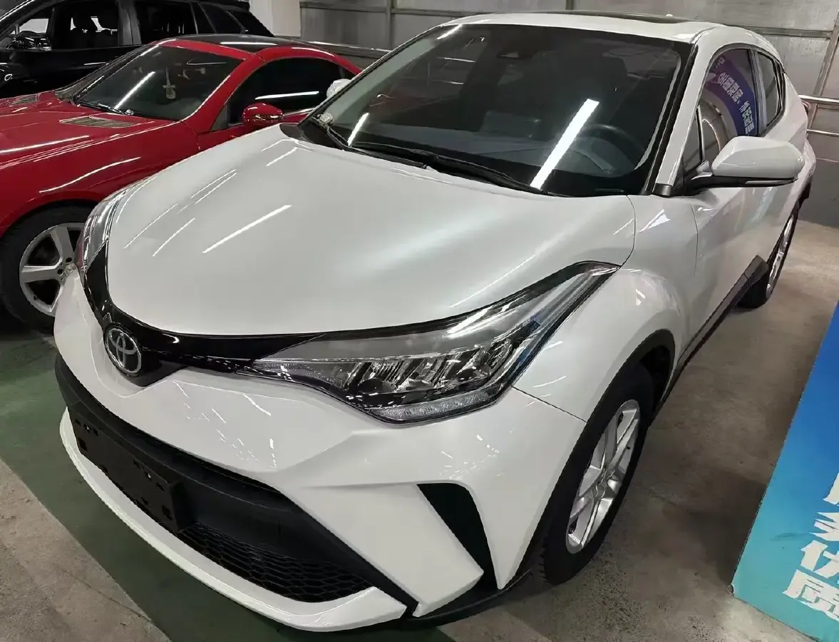 2020 Toyota C-HR 2.0L 171HP L4 CVT