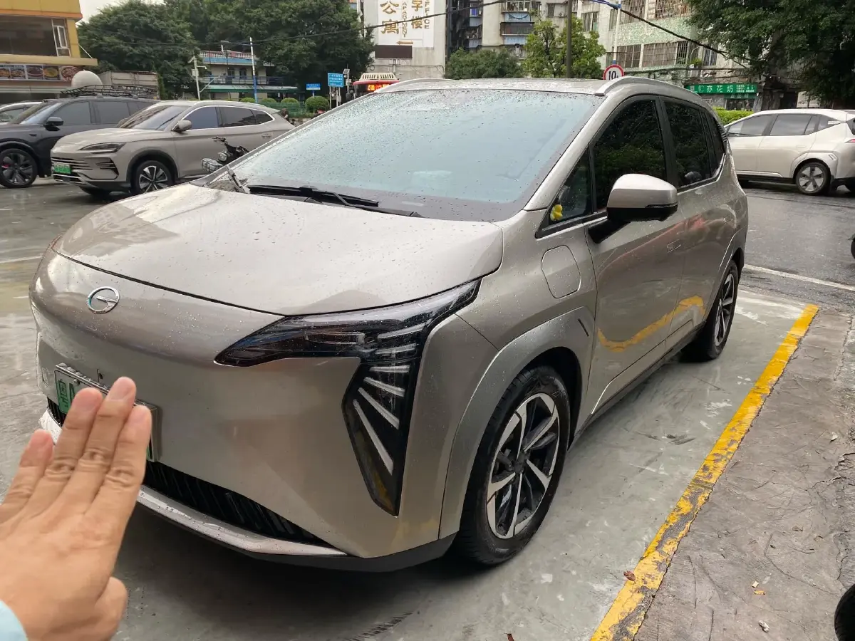 2023 Aion Y BEV 61.7KWH