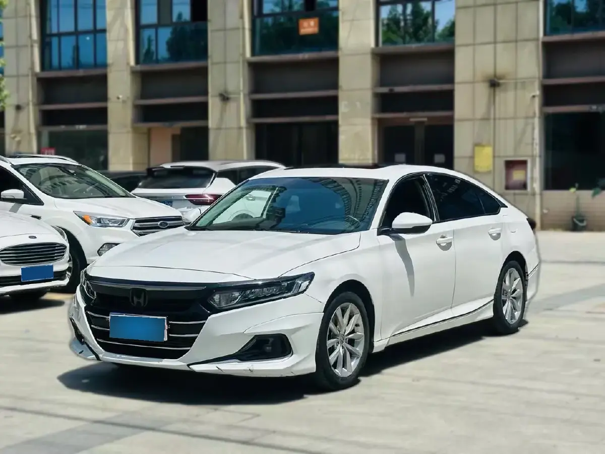 2023 Honda Accord 1.5T 192HP L4 CVT