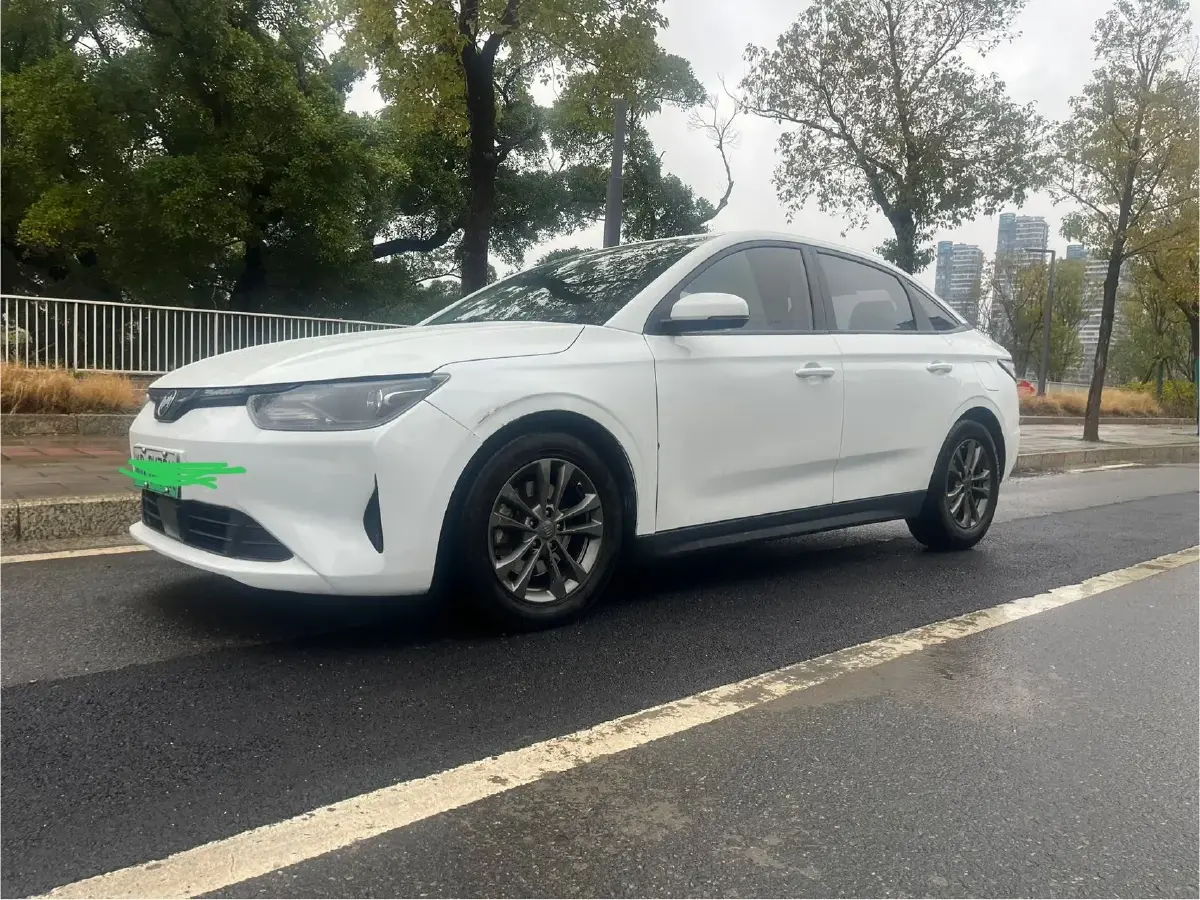 2021 Weltmeister E.5 BEV 58.589KWH