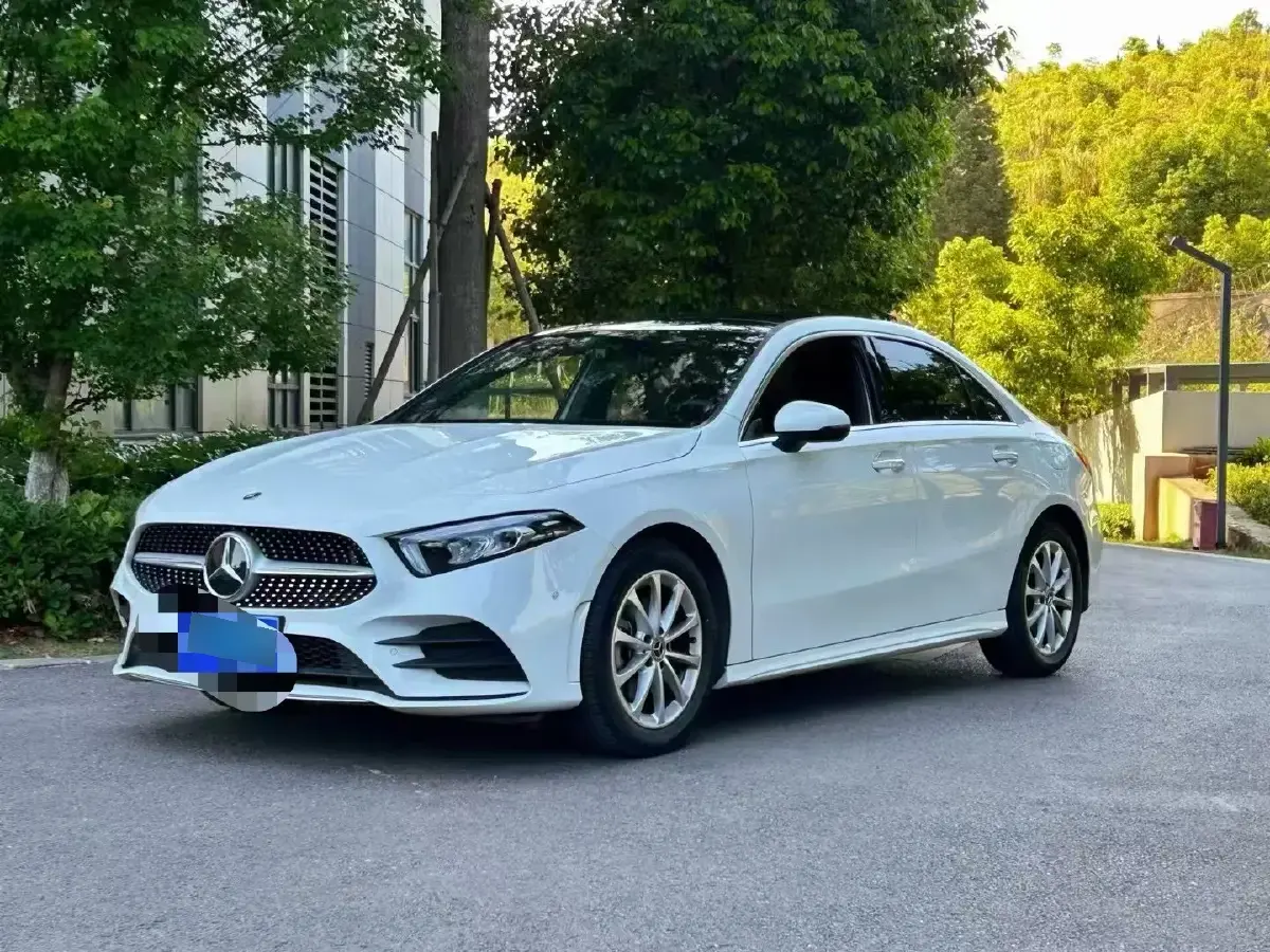 2023 Mercedes-Benz A Class 1.3T 163HP L4 7DCT