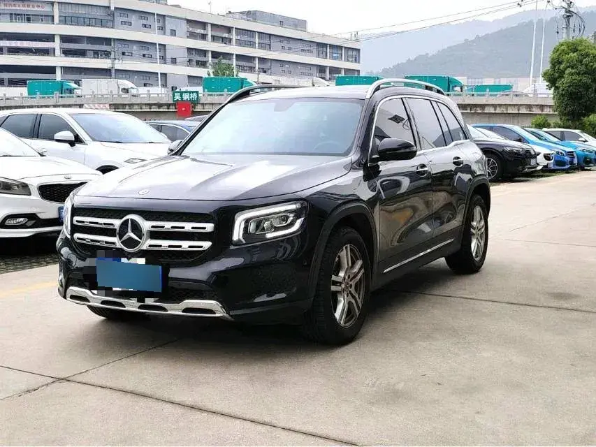 2023 Mercedes-Benz GLB Class 2.0T 190HP L4 8DCT