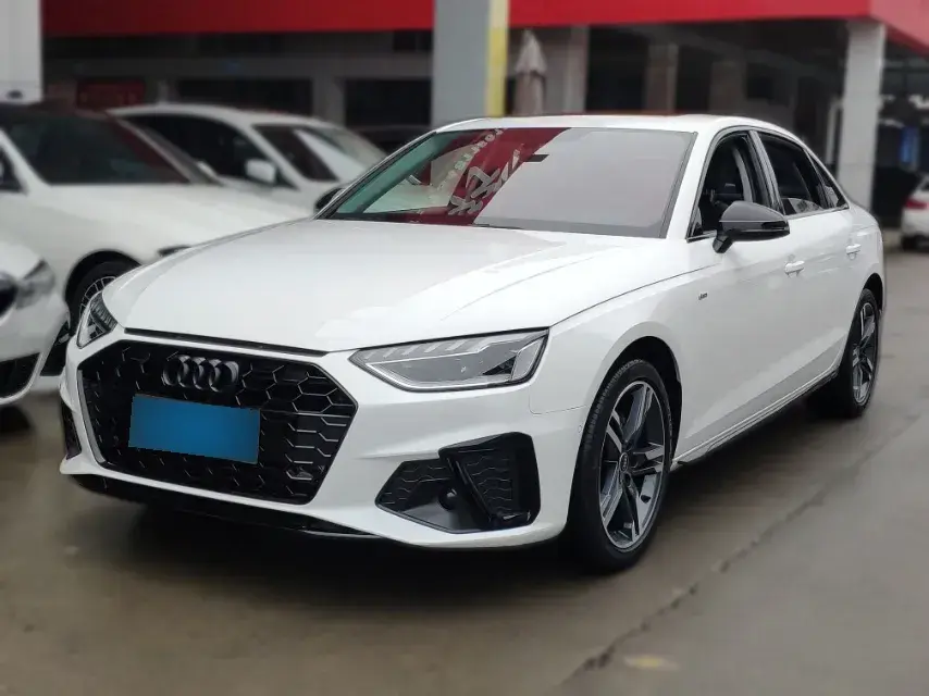 2022 Audi A4L 2.0T 190HP L4 7DCT