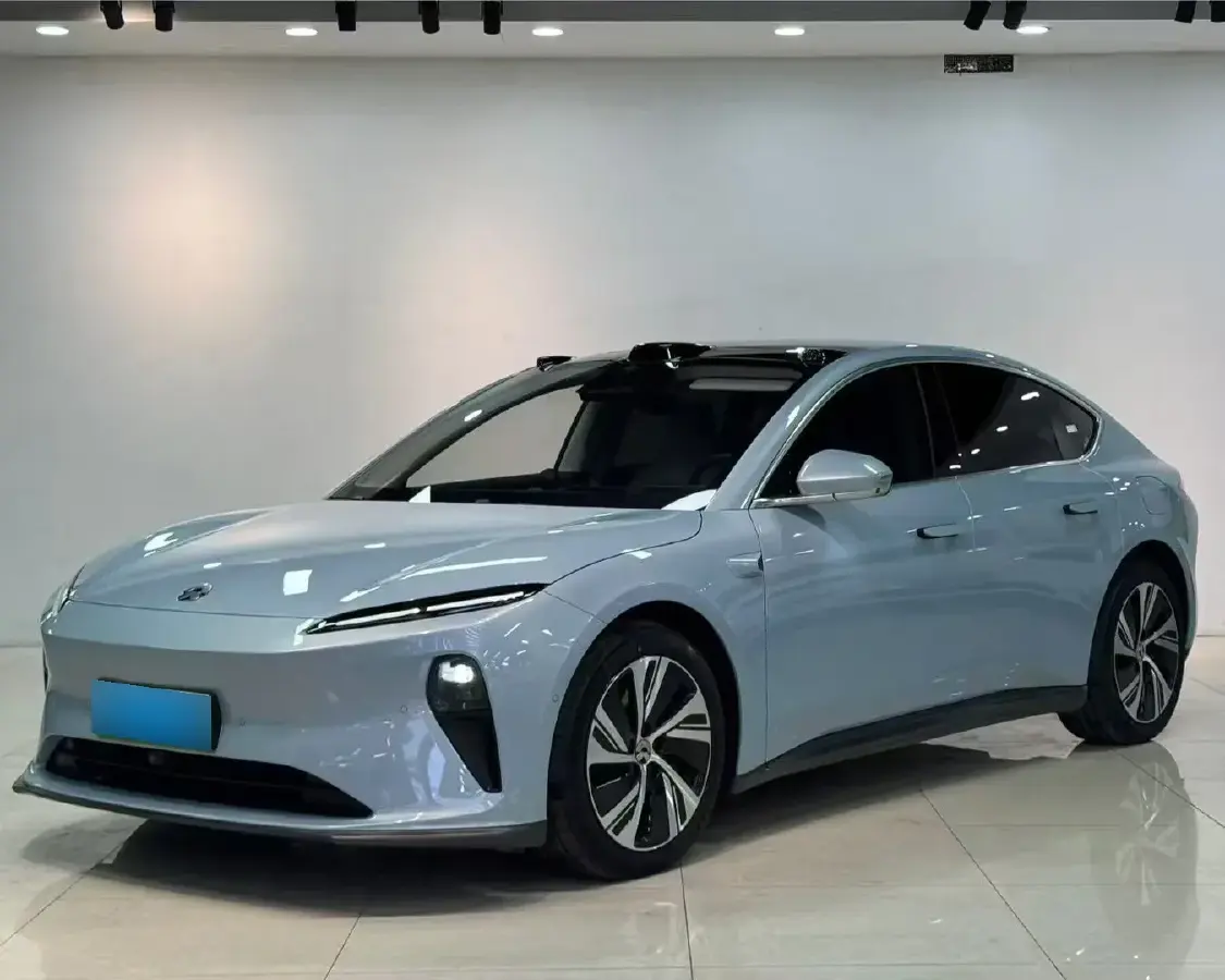 2023 NIO ET5T BEV 75KWH