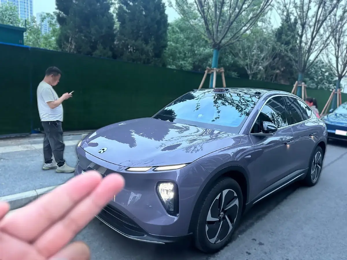 2023 NIO EC6 BEV 75KWH