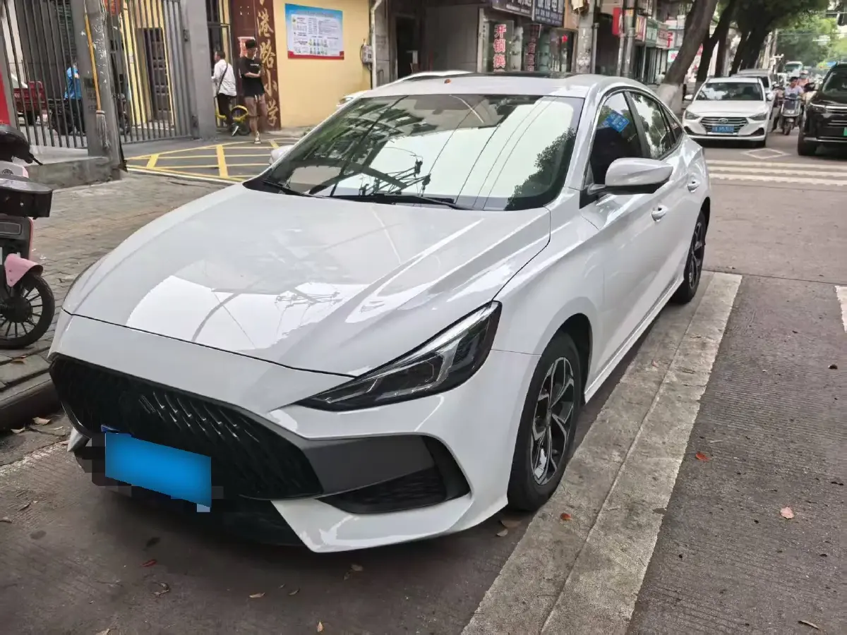 2023 MG 5 1.5L 129HP L4 CVT