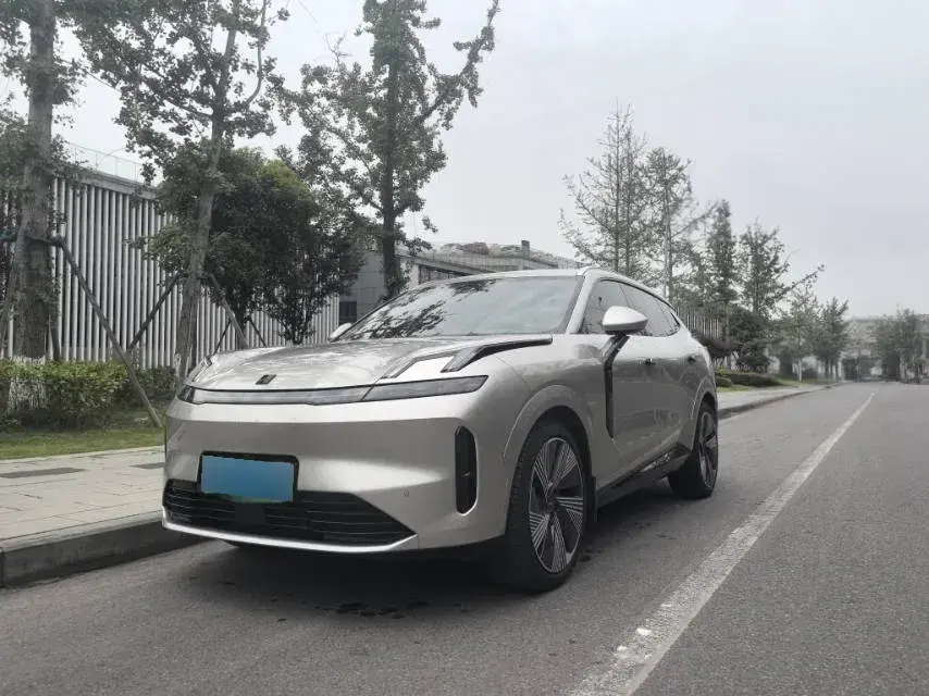 2023 LYNK&CO 08 EM-P 1.5T 163HP L4 3DHT PHEV 39.8KWH