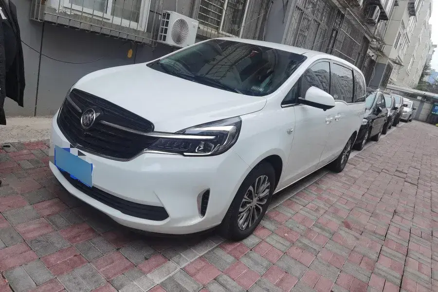 2022 Buick GL8 2.0T 237HP L4 9AT