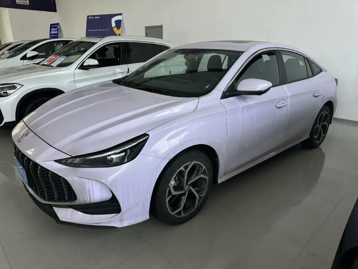 2025 MG 5 1.5T 181HP L4 7DCT