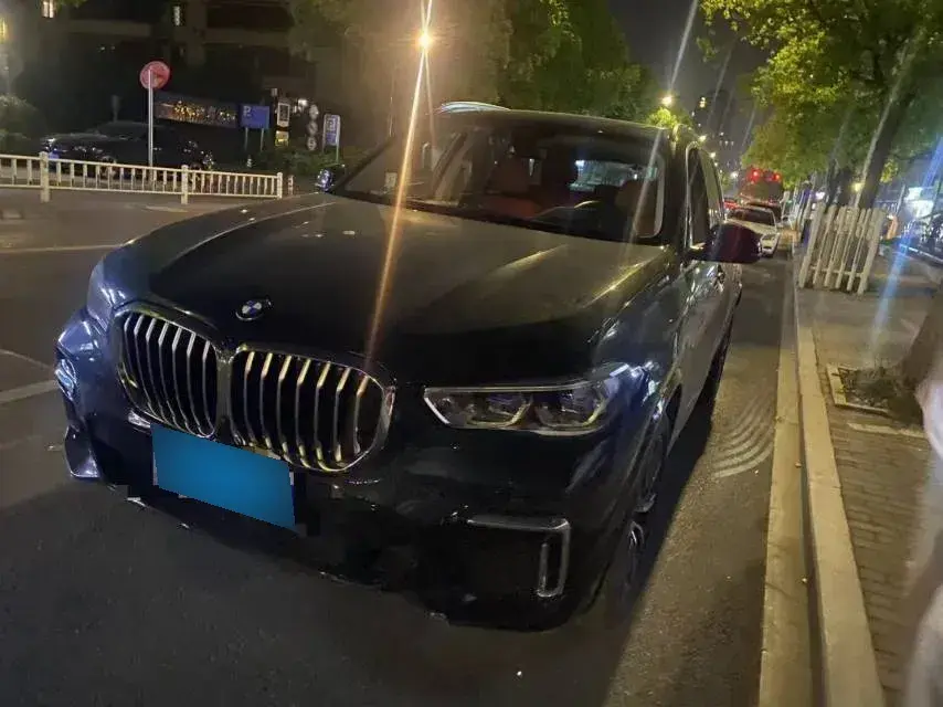 2022 BMW X5 2.0T 245HP L4 8AT