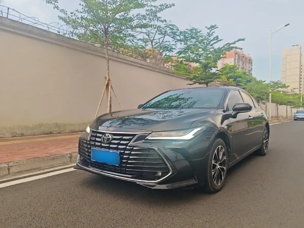 2022 Toyota Avalon 2.5L 209HP L4 8AT