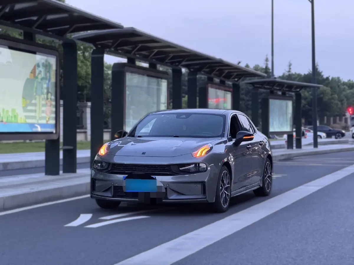 2022 LYNK&CO 03 2.0T 190HP L4 7DCT