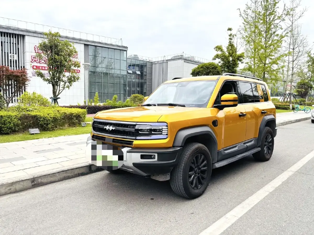 2023 FangChengBao Bao 5 1.5T 194HP L4 E-CVT PHEV 31.8KWH