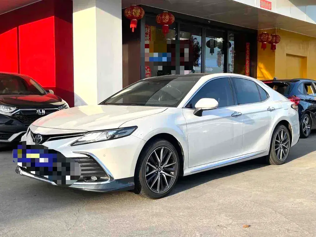2023 Toyota Camry 2.5L 207HP L4 8AT