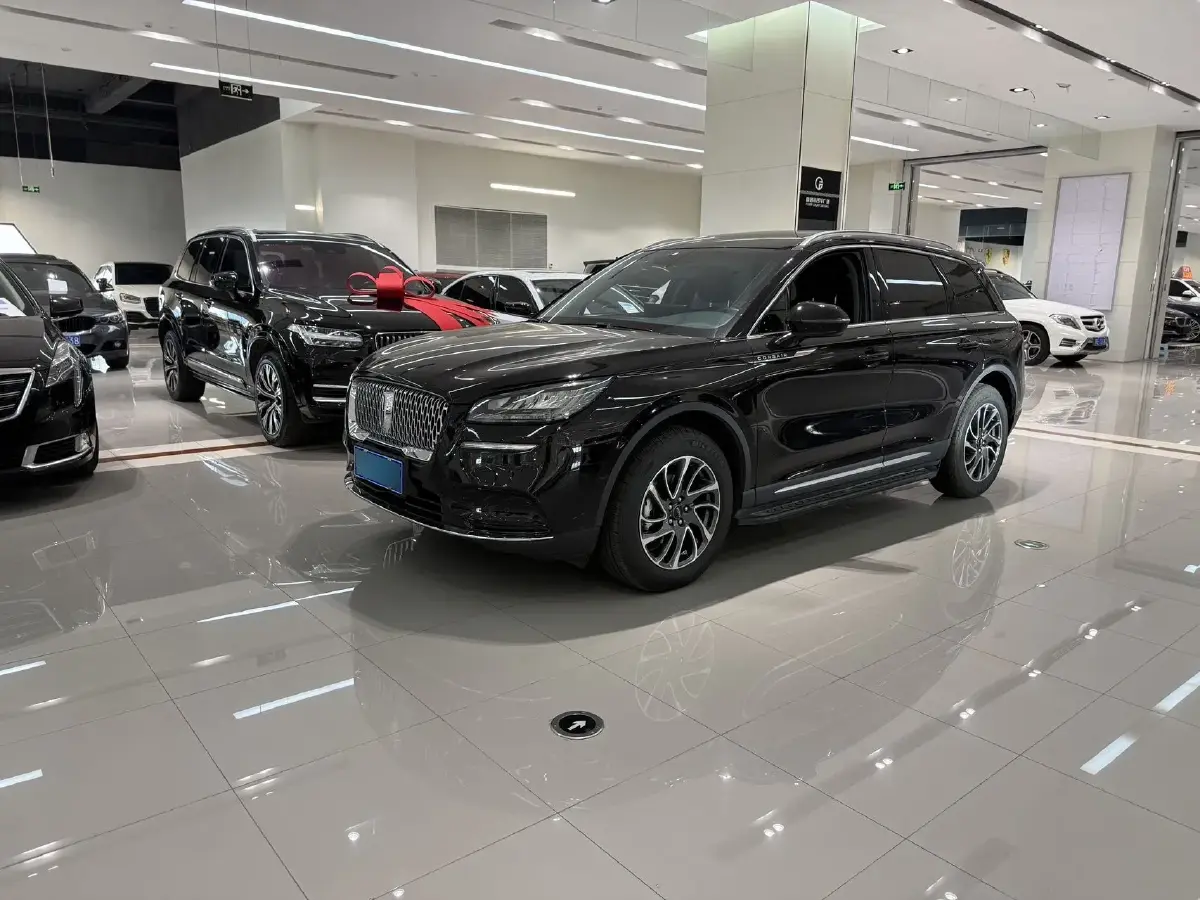 2022 Lincoln Corsair 2.0T 245HP L4 8AT